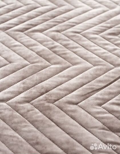 Покрывало стеганое велюровое