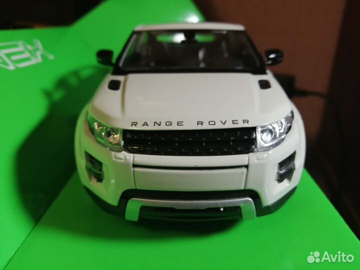 Масштабная модель Range Rover Evoque 2011г. Welly
