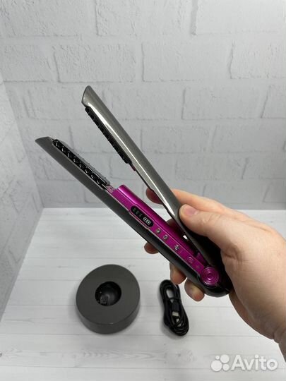 Выпрямитель утюжок беспроводной в стиле Dyson