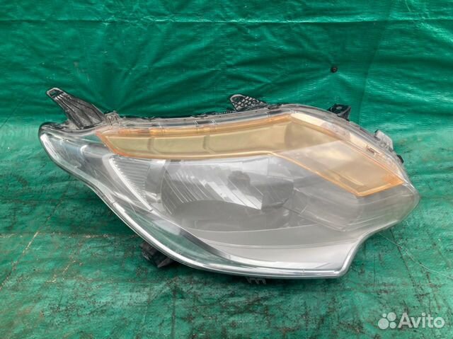 Фара правая Mitsubishi L200 Митсубиси Л200 15+