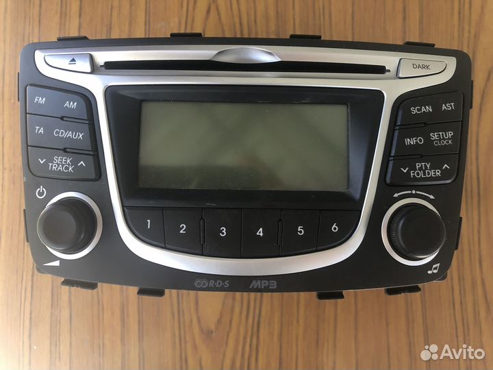 Штатная магнитола на hyundai solaris 1
