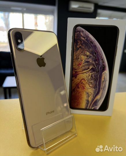 iPhone Xs, 64 ГБ