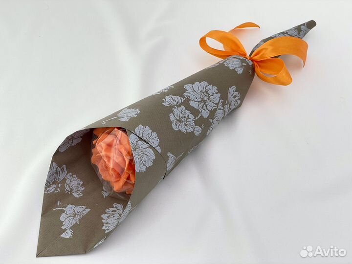 Роза из шоколада