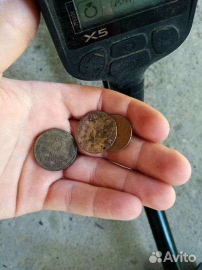 Металлоискатель Квест x5