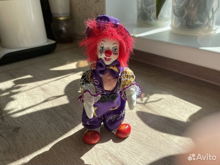 Статуэтка клоун