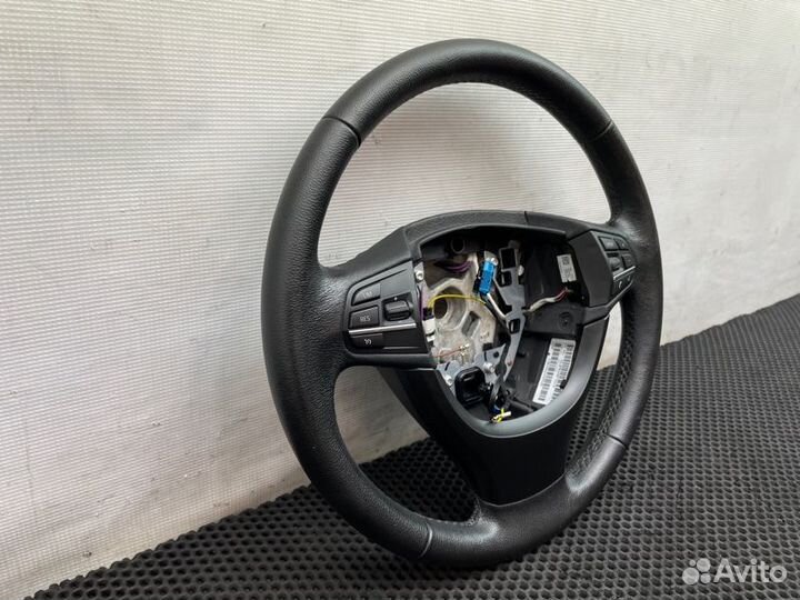 Руль Bmw 5-Series F10 N20B20A 2011