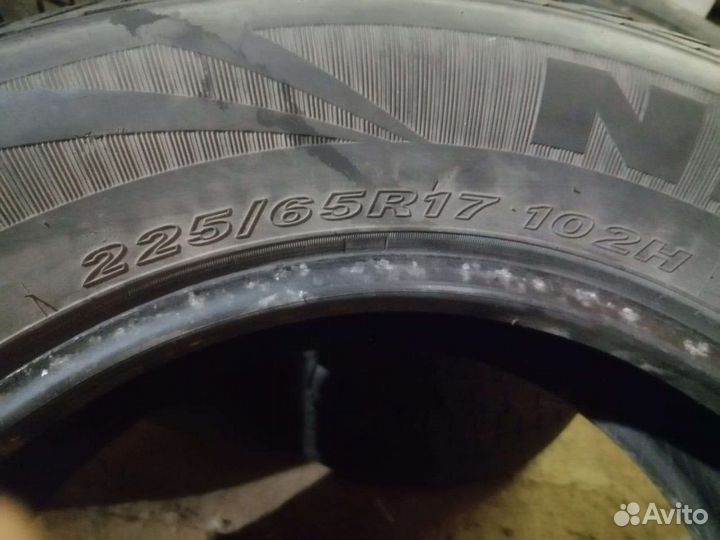 Hankook AH11 235/60 R17 102H