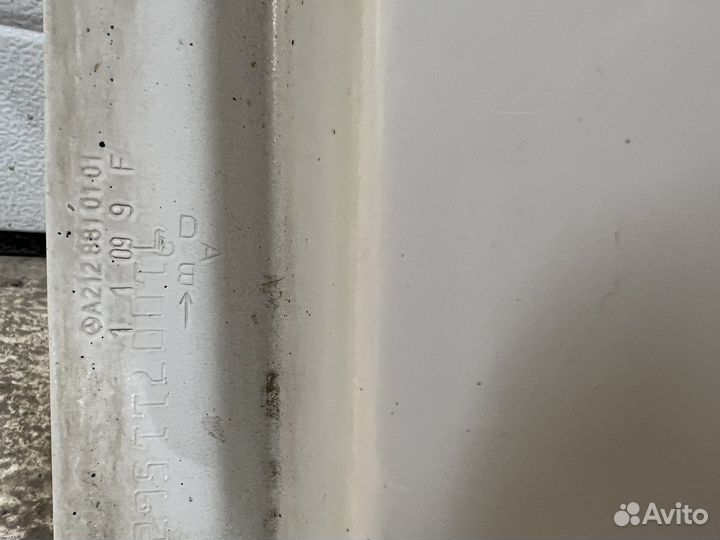 Крыло на mercedes е 212