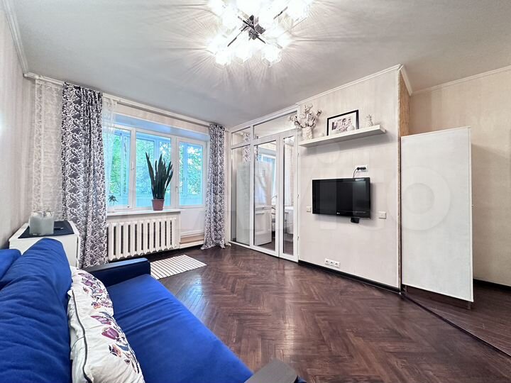 1-к. квартира, 35 м², 1/14 эт.