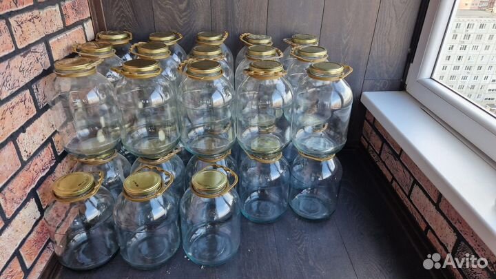 Стеклянная банка 3л с крышкой и ручкой