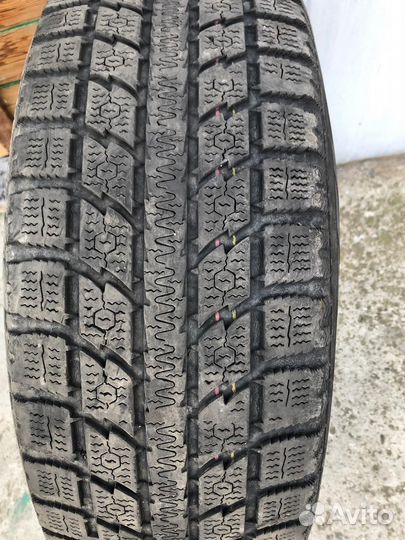 Toyo Observe GSi-5 225/65 R17