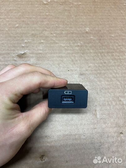 Разьем usb Tiggo 7 PRO