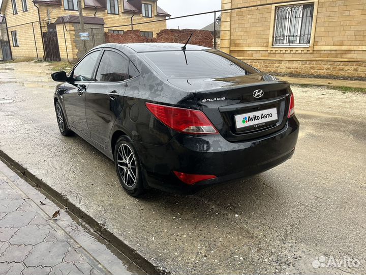 Hyundai Solaris 1.6 AT, 2016, 214 000 км