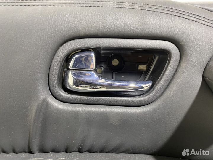 Обшивка двери задней левой Nissan Patrol Y62