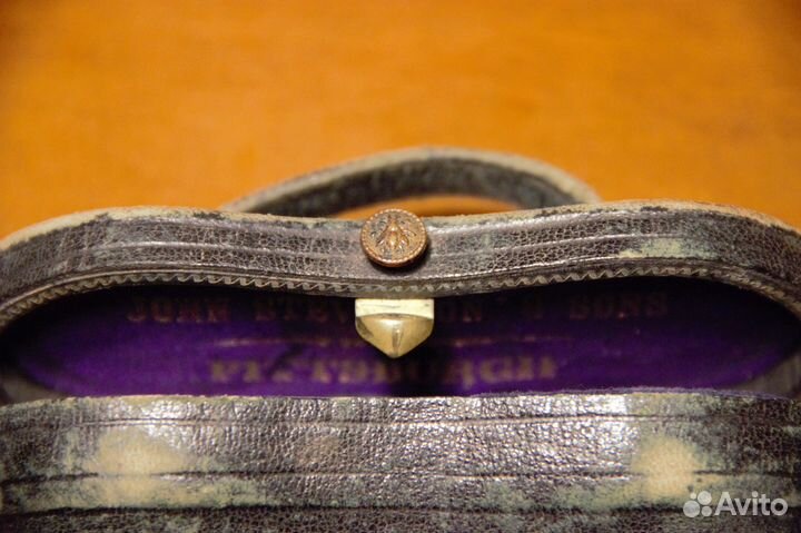 Старинный театральный бинокль John Stevensons Sons