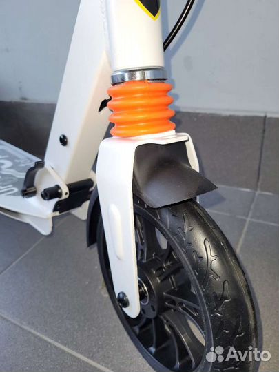 Городской самокат urban с ручным диск тормозом