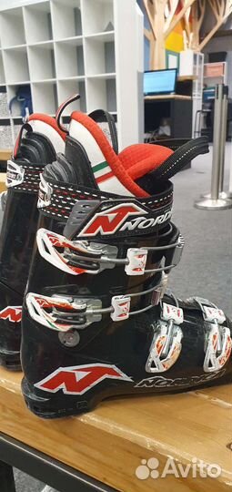 Горнолыжные ботинки, 24,5