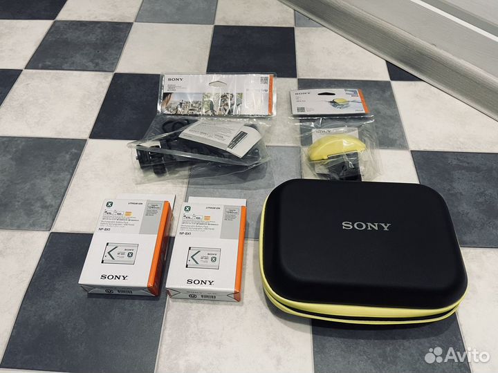 Аксессуары для экшен камеры Sony