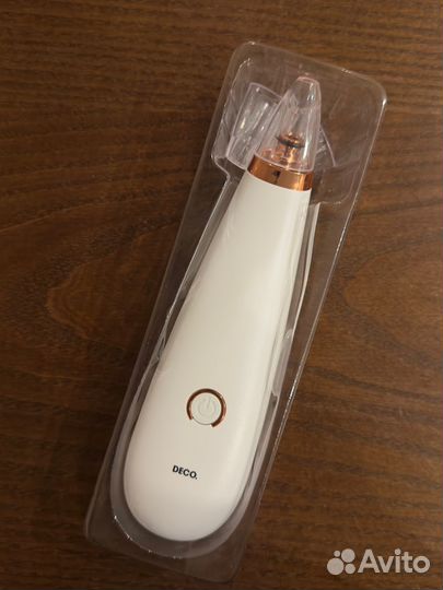 Ваккумный аппарат для чистки лица Новый