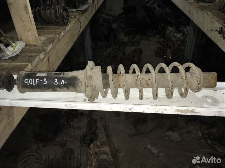 Стойка задняя Volkswagen Golf 3 Фольксваген Гольф