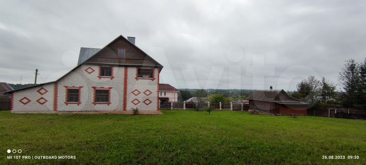 Дом 355 м² на участке 20 сот.