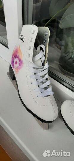 Коньки фигурные женские Nordway Bella