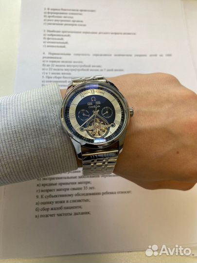Механические часы Omega