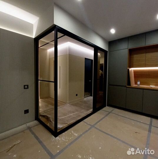 Алюминиевые перегородки со стеклом