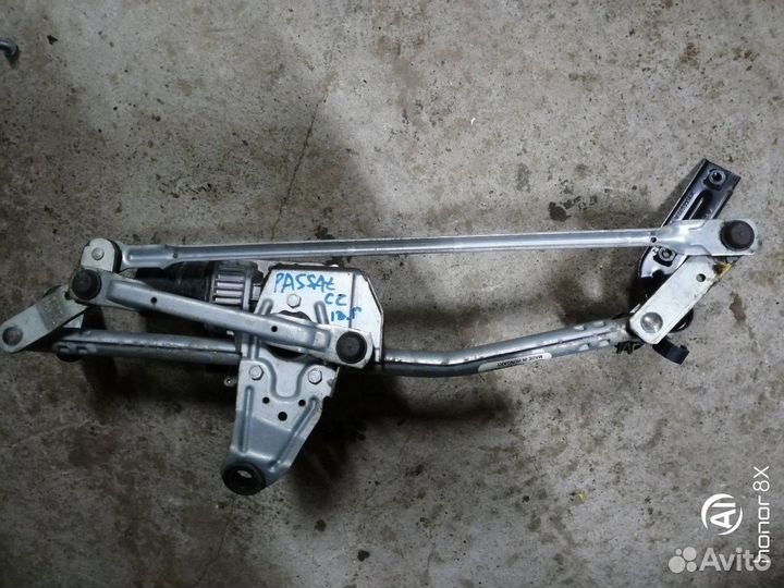 Трапеция стеклоочистителей с мотором