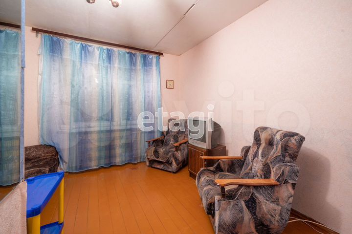 Комната 12 м² в 4-к., 4/9 эт.