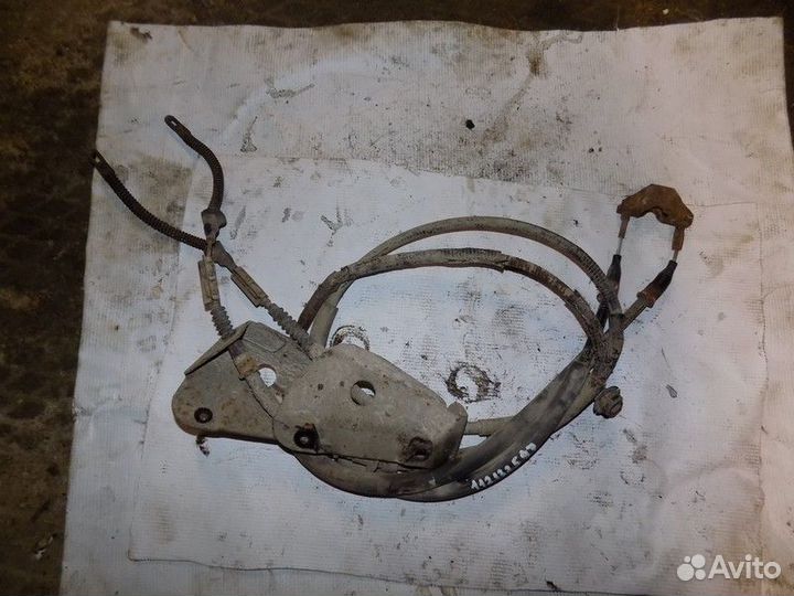 Трос стояночного тормоза Astra H / Family 2004-201