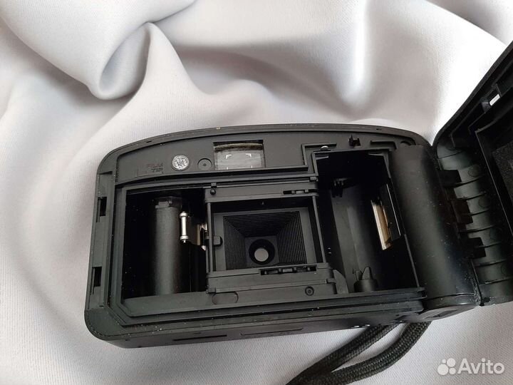 Плёночный фотоаппарат Samsung FF-222