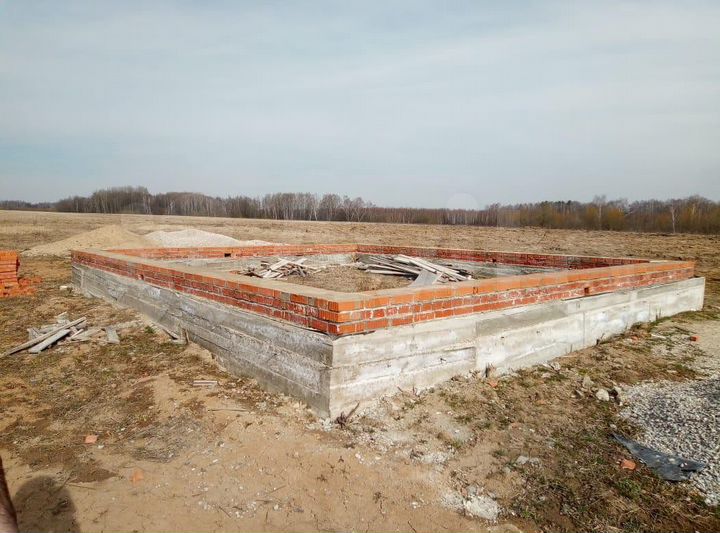 Дом 110 м² на участке 12 га