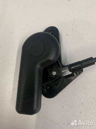 Focus 3 ручка открывания капота AM5116B626AB