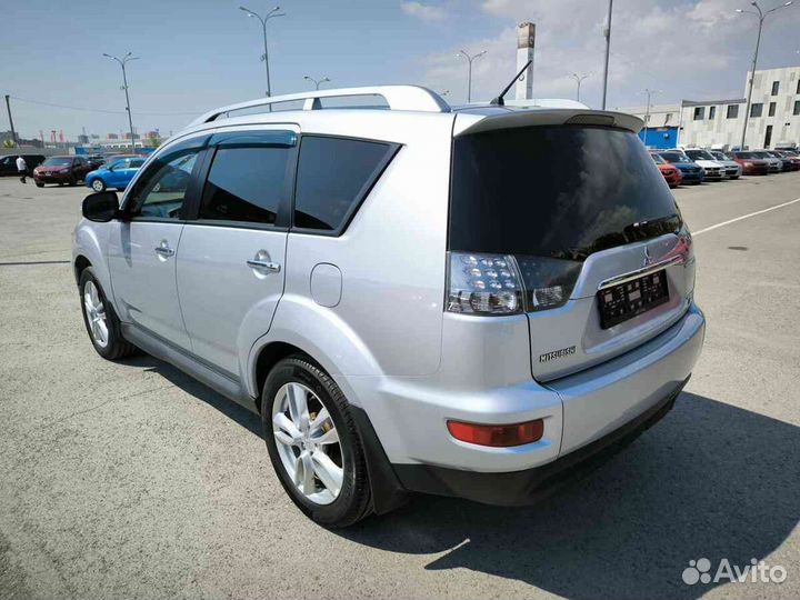 Mitsubishi Outlander 2.4 CVT, 2010, 189 110 км