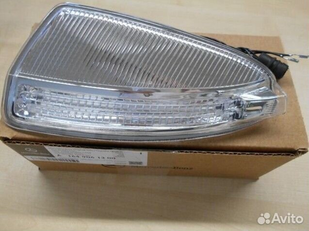 Повторитель Мерседес мл W164 оригинал новый