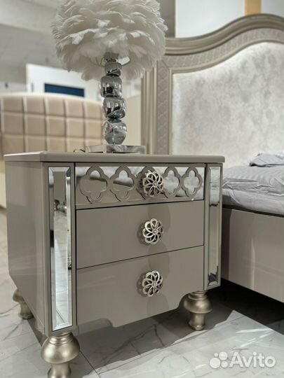 Спальный гарнитур цена за весь комплект