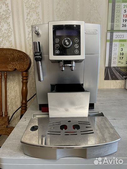 Кофемашина Delonghi ecam 23.420.SB