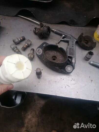 Отбойники амортизатора задние на ф/в гольф 5