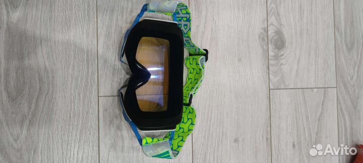 Горнолыжные очки