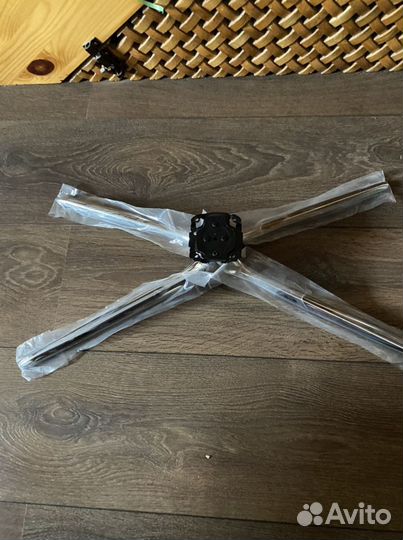 Подставка под телевизор Samsung, 40