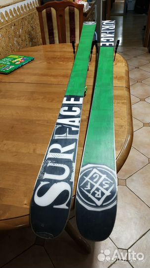 Горные лыжи фристайл