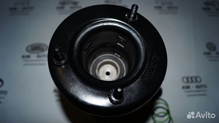 Пневмобаллон w211 4matic передний