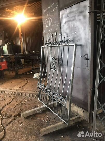 Решетки на окна раздвижные