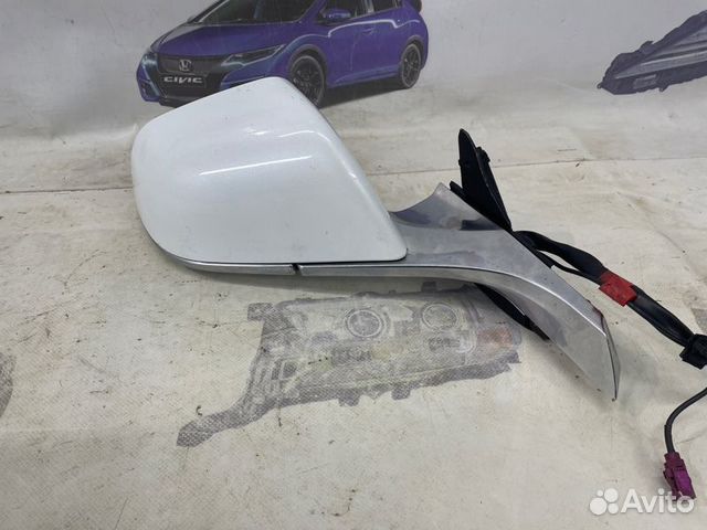 Зеркало правое Tesla Model 3
