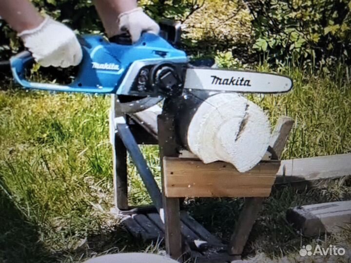 Электропила цепная Makita UC3541A