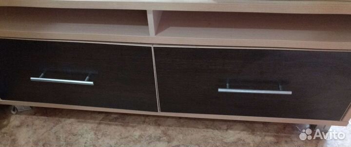 Тумба под телевизор