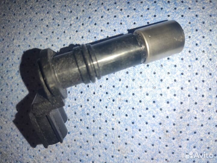 Датчик положения коленвала Toyota lexus GS450/IS25