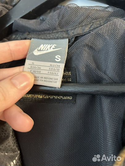 Спортивная куртка Nike