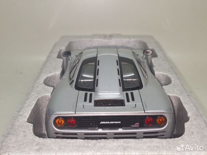 McLaren F1 Magnesium Silver (Autoart 1:18)